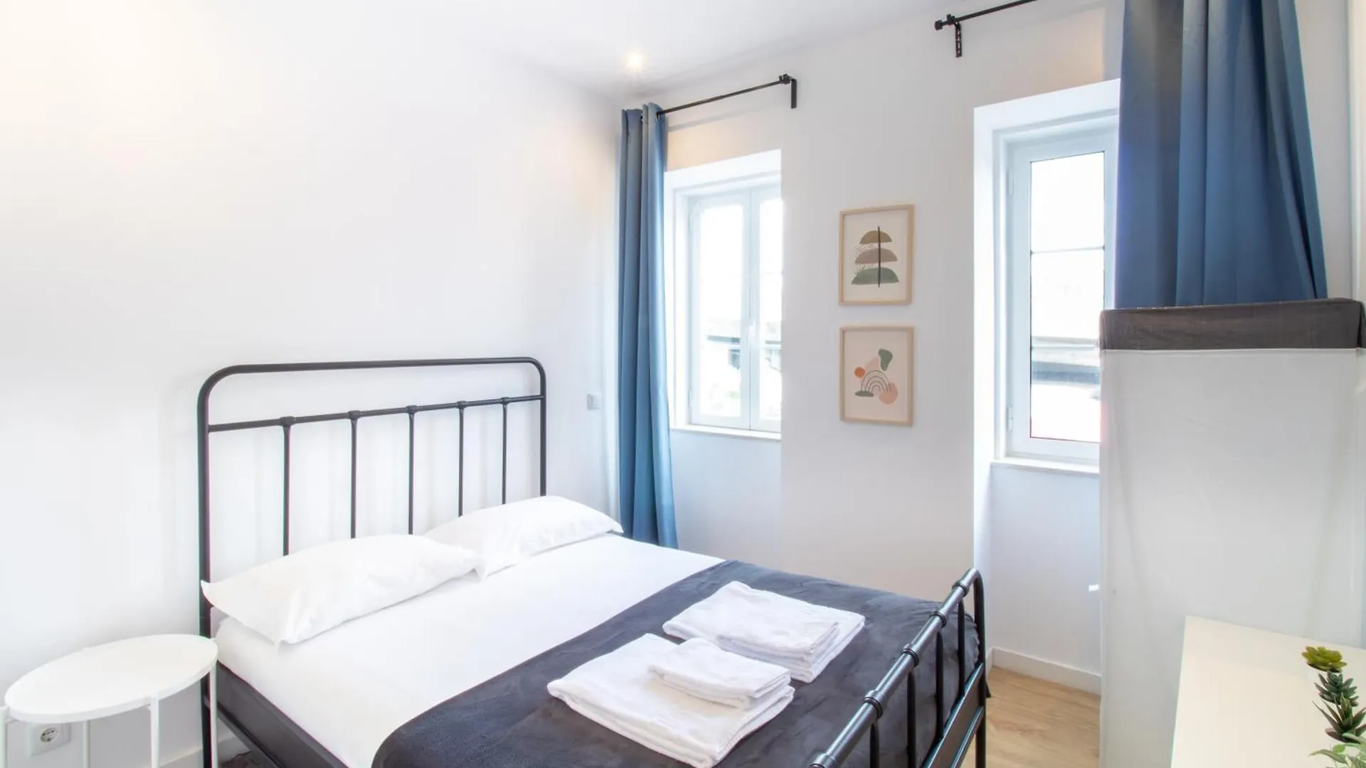 Serafina 1St Floor 2Br With Swimingpool Lissabon Portugal