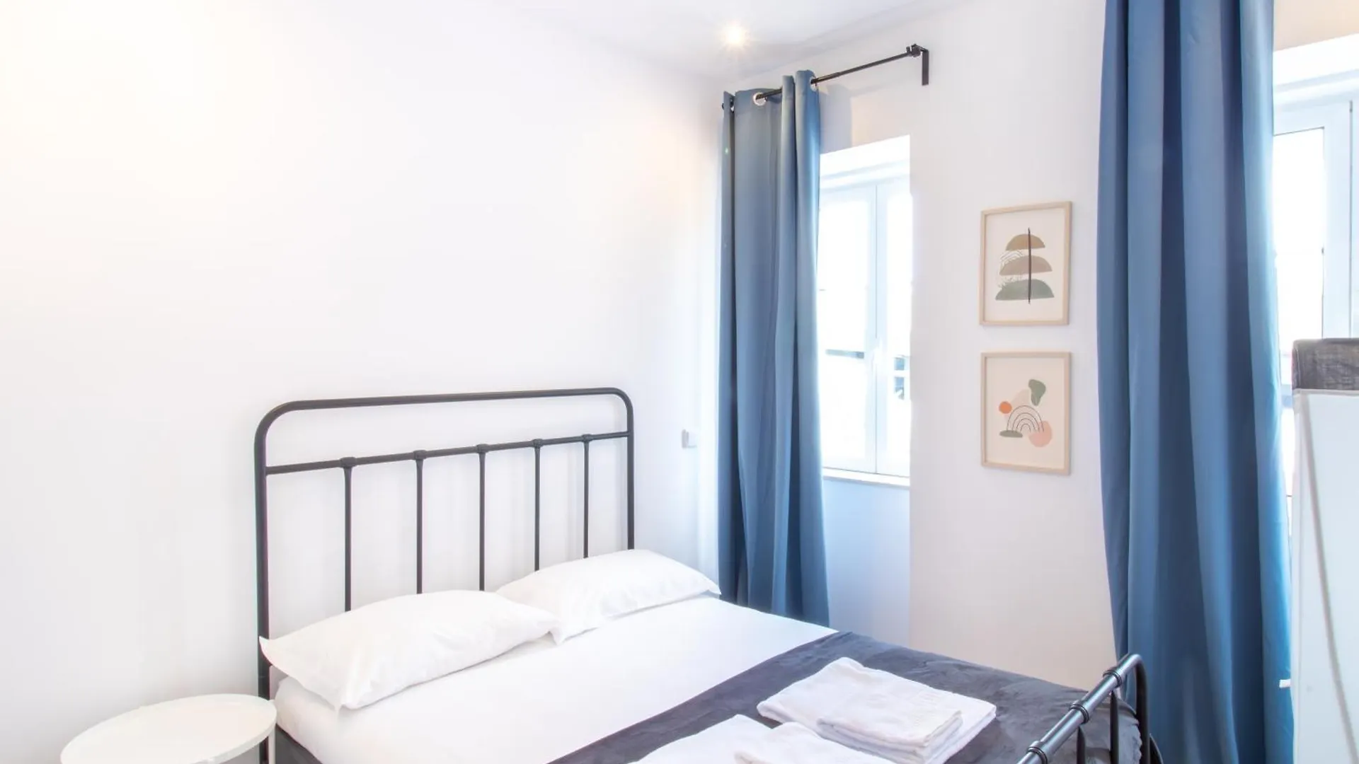 Serafina 1St Floor 2Br With Swimingpool Lissabon Appartement